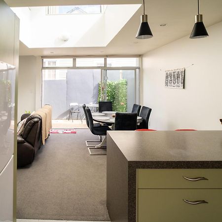 Hidden Gem Apartment โรโตรัว ภายนอก รูปภาพ